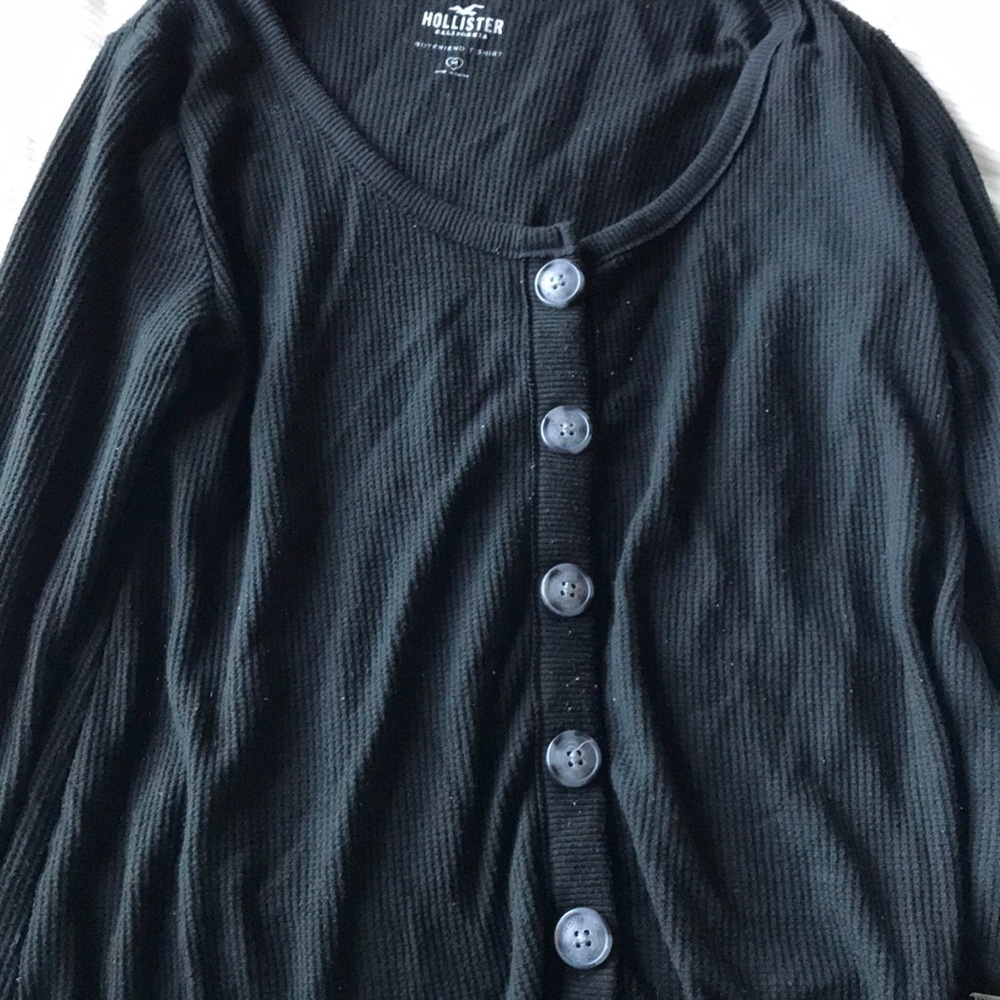 Black long sleeve thermal